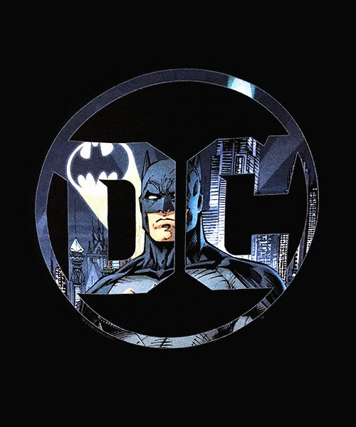 Cine Camiseta Batman en el Logo DC